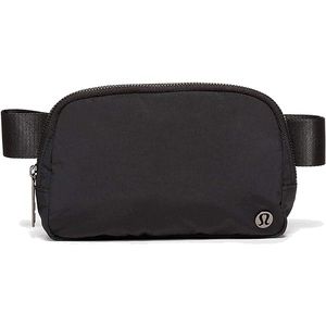 NWT Lululemon Everywhere Belt Bag 1L Black